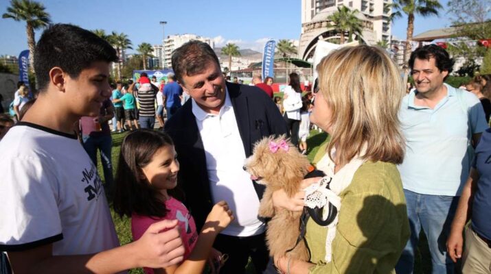 Karşıyaka Belediyesi’nden hayvanseverlere iletişim eğitimi