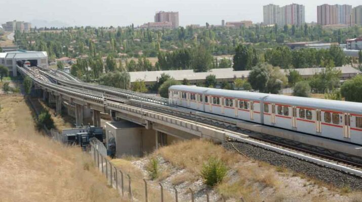 İZBAN TREN YILBAŞI İÇİN 6 EK SEFER