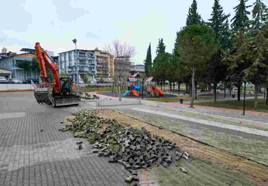 Sarnıç’a yeni yıl armağanı Porta Kafe3'e ilk kepçe vuruldu