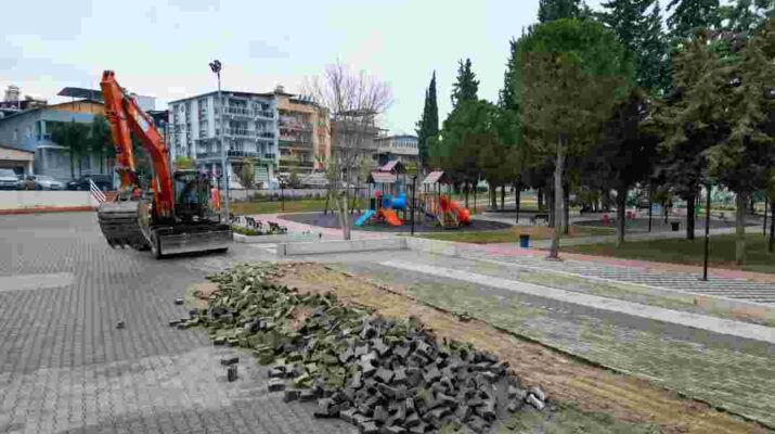 Sarnıç’a yeni yıl armağanı Porta Kafe3'e ilk kepçe vuruldu