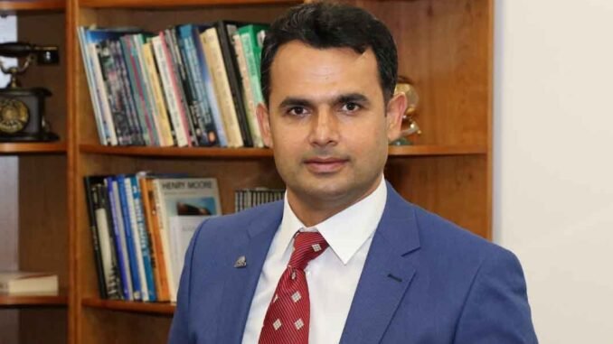 SEBKİDER BAŞKANI YUSUF KILINÇ20240120_005234 SEBKİDER BAŞKANI KILINÇ, KÜRESEL PAZARLARDA BÜYÜMEK İSTEYEN FİRMALARI BÖLGELERİN AVANTAJLARINA DAVET ETTİ