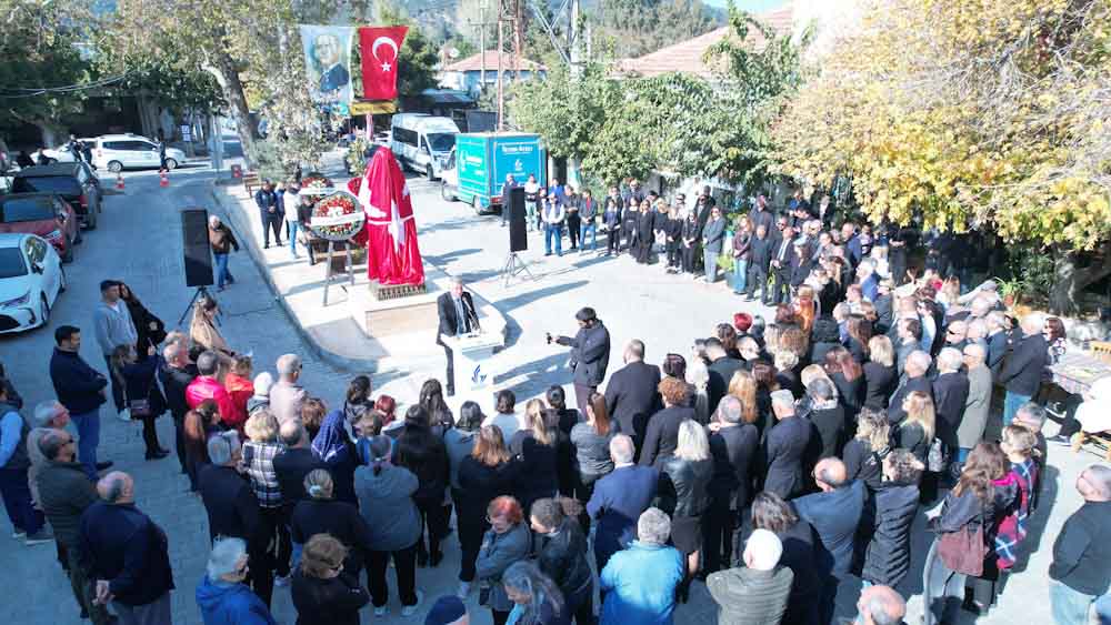 10 Kasım'da Anlamlı Açılış : Çamlı’ya Atatürk’ün Yeni Heykel Güzelbahçe 