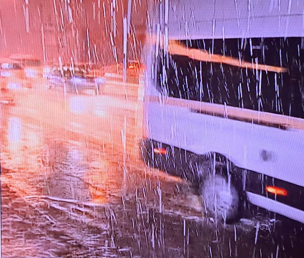 https://slategray-llama-803595.hostingersite.com/2025/02/19/kar-yagisi-istanbul-ve-ankarada-alarm-verdi/