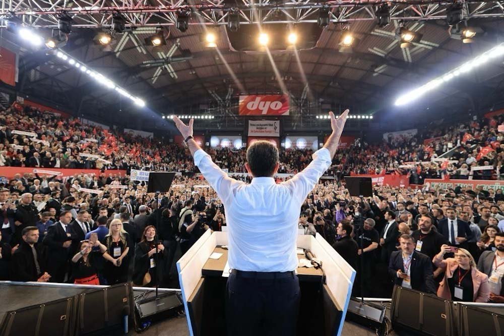 Ekrem İmamoğlu İzmir’den X_20250309_005216