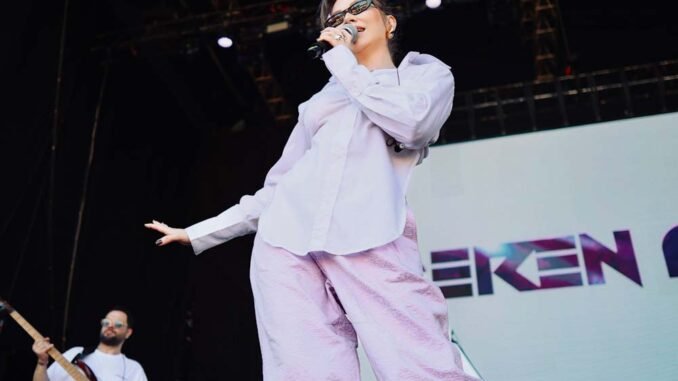 PSX_20250511_224631