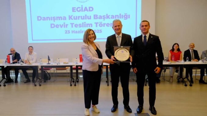 egiad bayrak degisimi DSCF3670_085731062