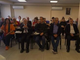 İZMİR KENT KONSEYİ’NDE ŞİDDETSİZ TOPLUM BULUŞMASI! SEVGİ, DOSTLUK VE BARIŞ KONUŞULDU - İntroHaber